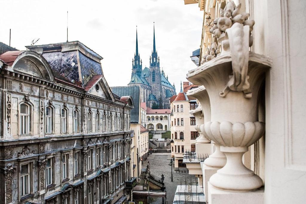 Nespecifikovaný výhled na destinaci Brno nebo výhled na město při pohledu z apartmánu