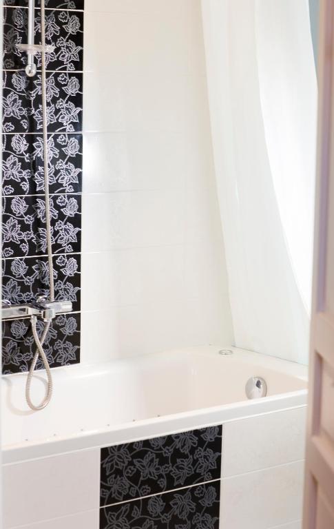 Salle de bains dans l'établissement Domaine Gille