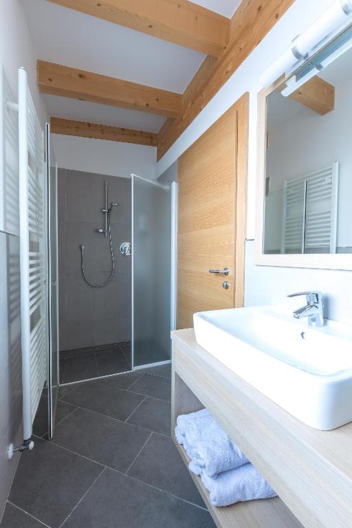 Koupelna v ubytování Guesthouse Dolomiten