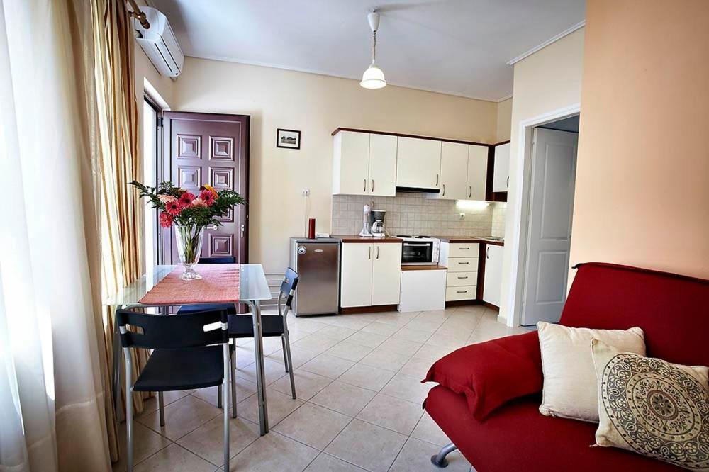 Sunday Apartments - 8