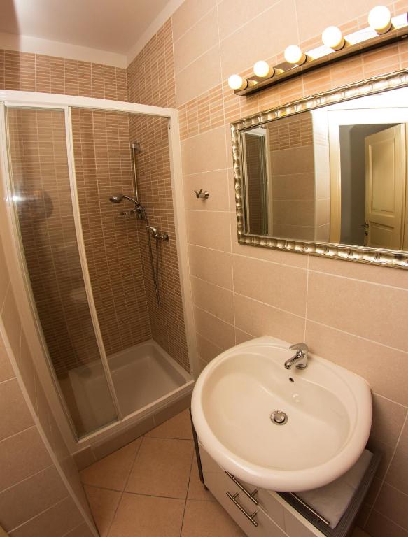 Koupelna v ubytování Guest House Šterk