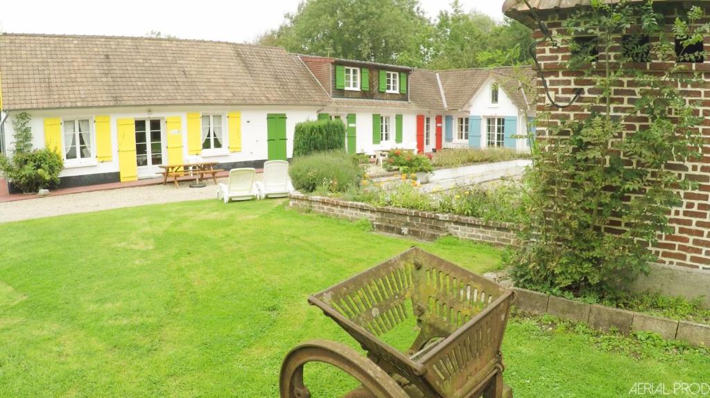 Zahrada ubytování Camping et Gîte La Garenne de moncourt baie somme
