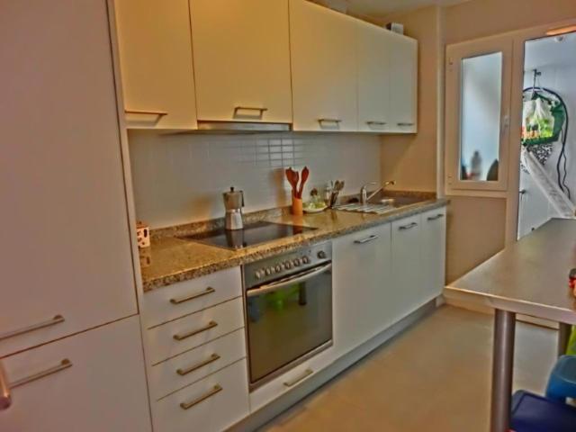 Fotografia z galérie ubytovania Apartamento Ático Buganvillas v destinácii San Luis de Sabinillas