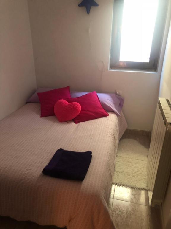 Posteľ alebo postele v izbe v ubytovaní Tu Piso La Plaza Mayor