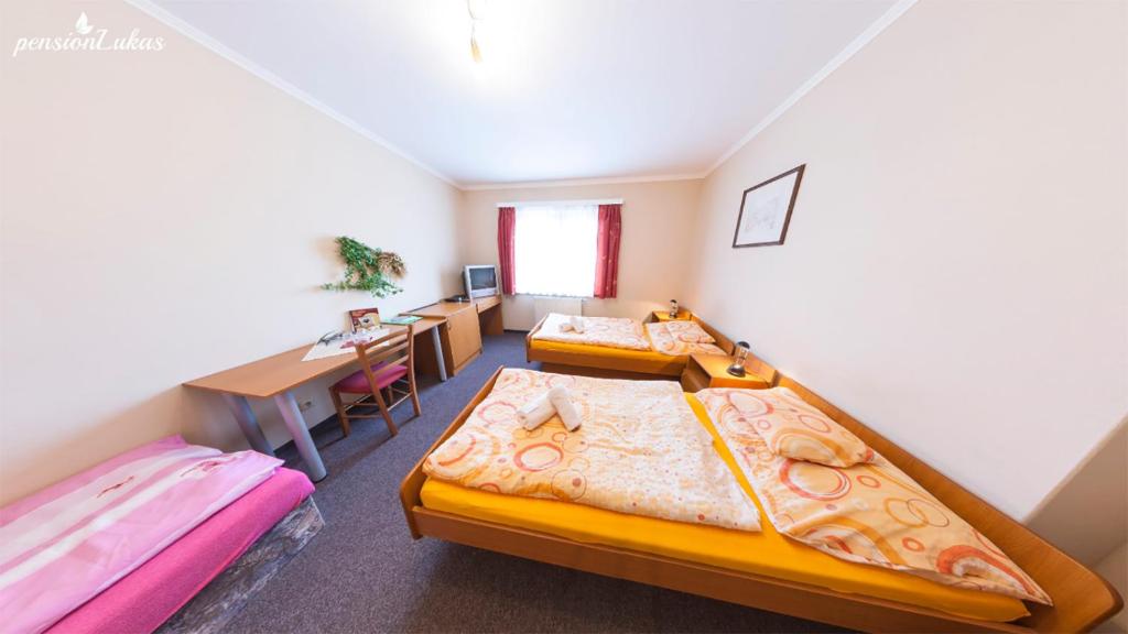 
Triple Room with Shower #3
