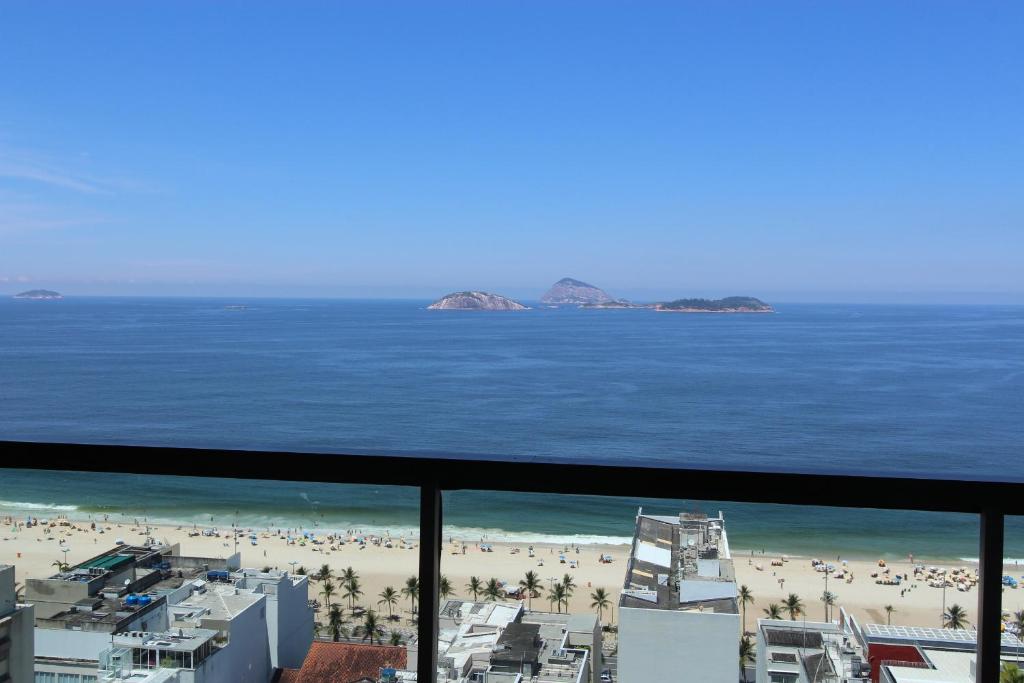Vista general del mar o vista desde el apartahotel