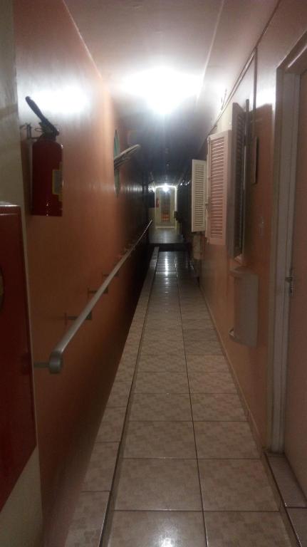  Hotel - Motel Story
