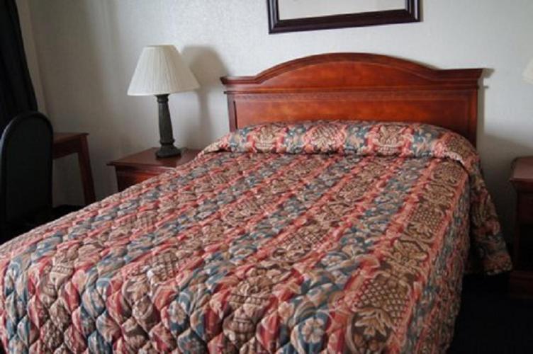 Budget Inn - Chambre Reine