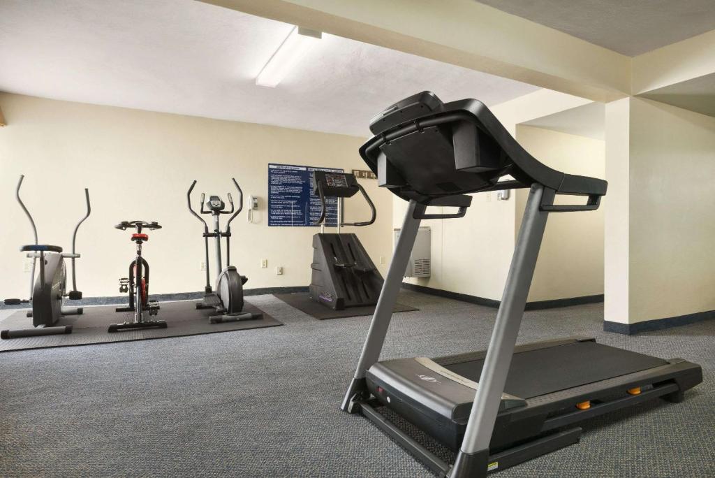 Fitness centrum a/nebo fitness zařízení v ubytování Caribe Hotel Ponce