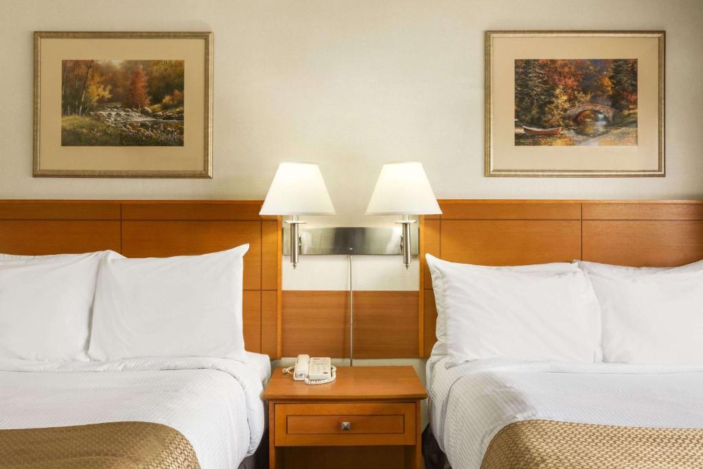Travelodge by Wyndham Edmonton East - Resim 28