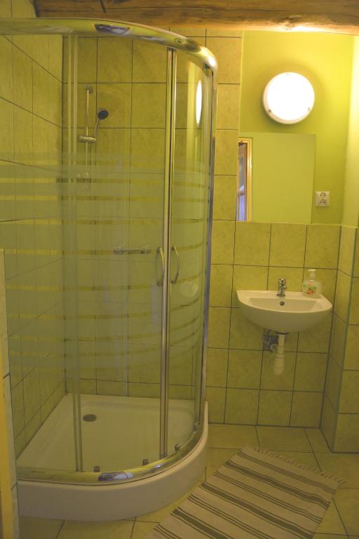 Kúpeľňa v ubytovaní Ranczo w Dolinie