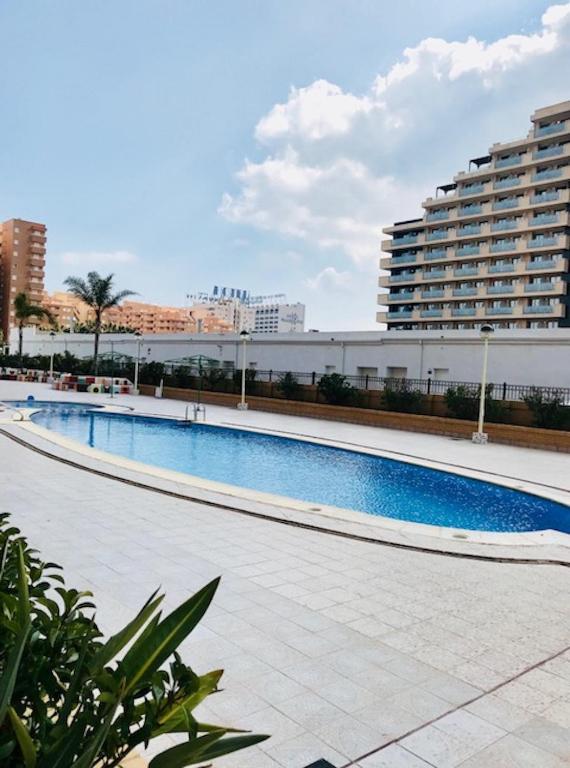 Basen w obiekcie Apartamentos Boutique Valparaiso lub w pobliżu