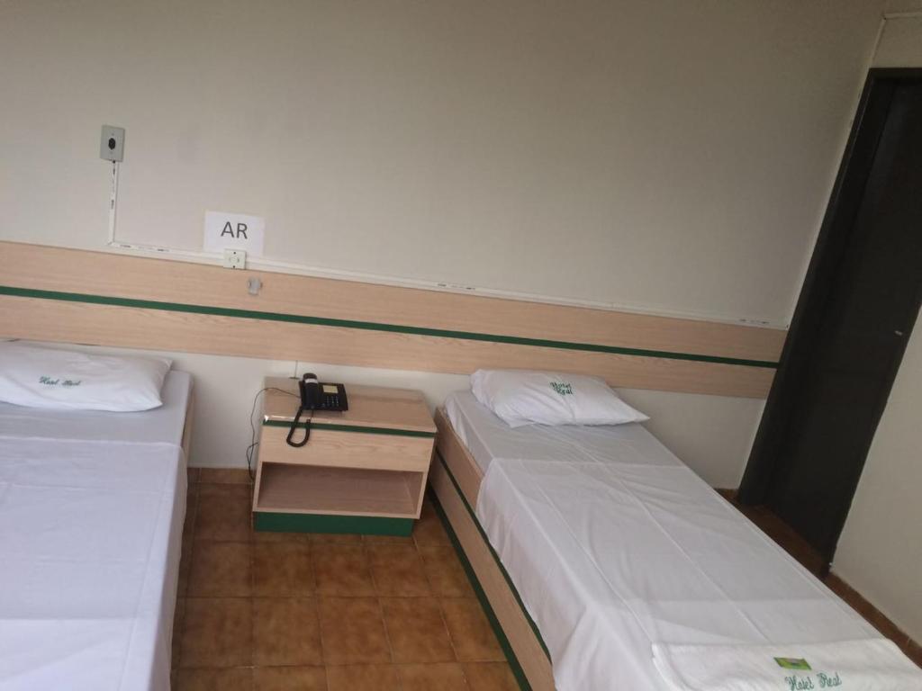  Hotel Real