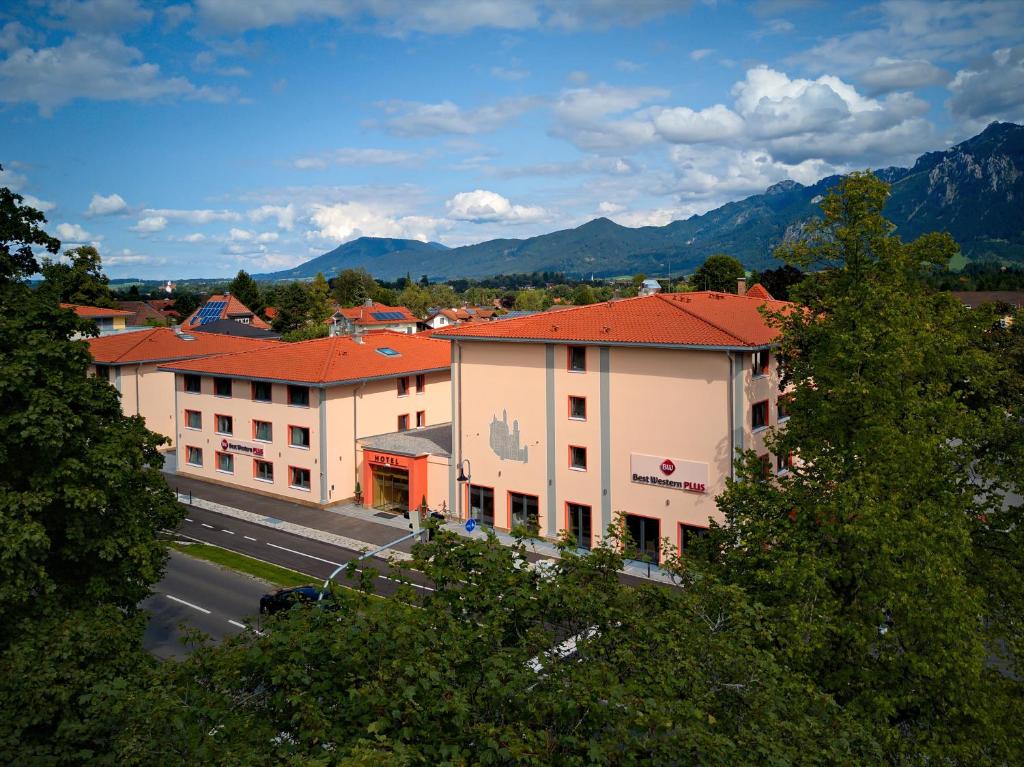 Ein allgemeiner Bergblick oder ein Berglick von des Hotels aus