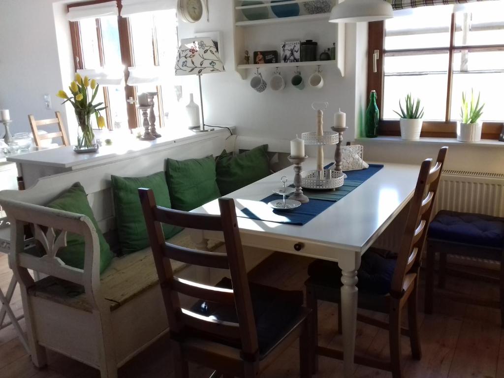 Posedenie v ubytovaní Ferienwohnung Wiesmühlstrasse
