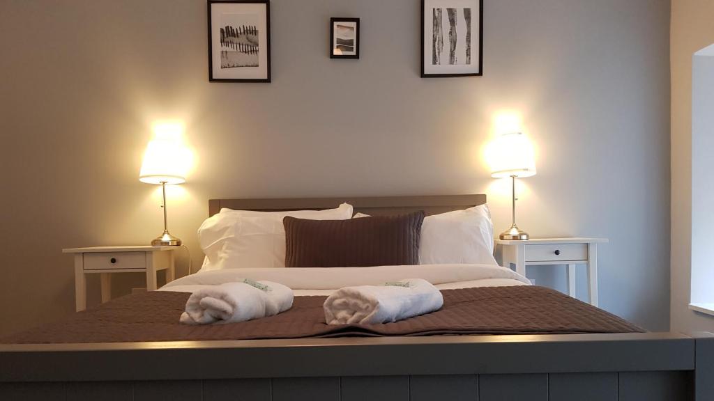 Voodi või voodid majutusasutuse The Enniskerry Inn toas