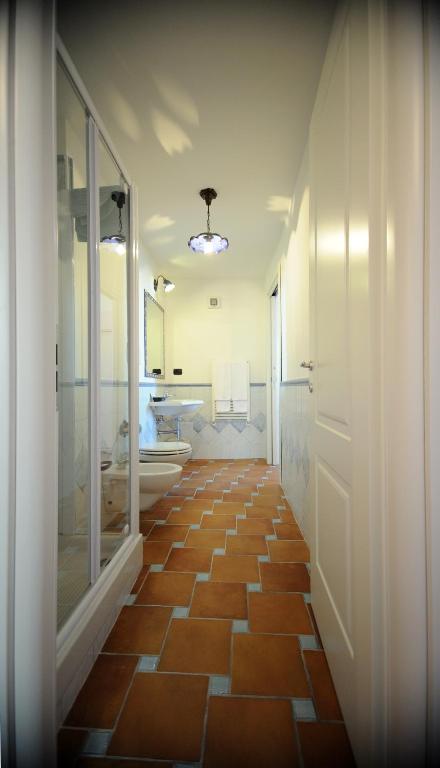 B&B Il Porticciolo di Amalfi - Habitación Familiar Con Vistas Al Mar