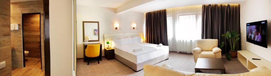 Μια τηλεόραση ή/και κέντρο ψυχαγωγίας στο Hotel Happy