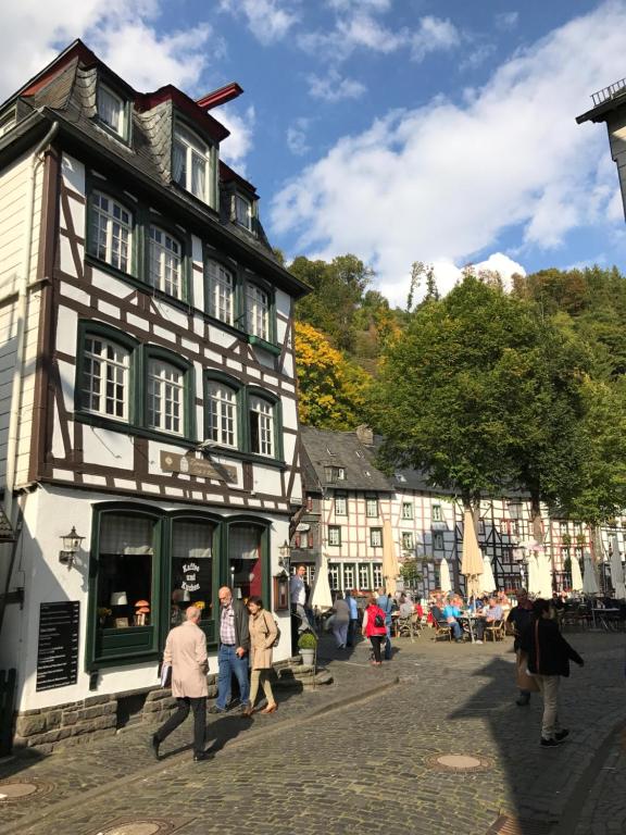 Hosté ubytování Hotel Alt Montjoie