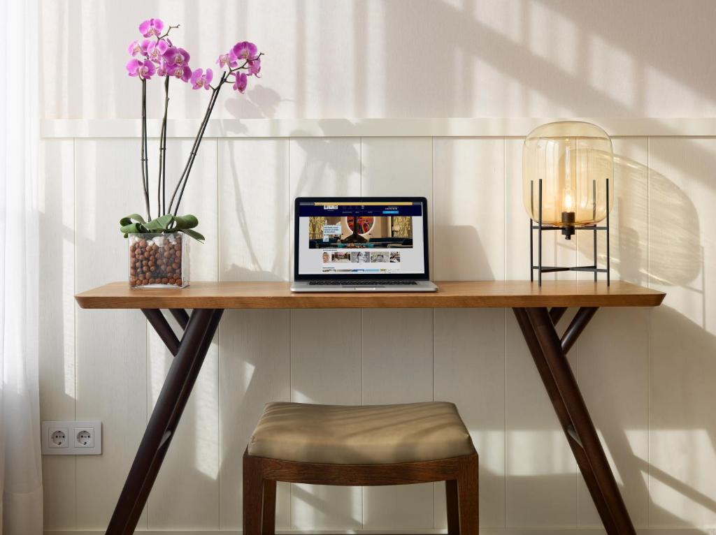 H10 Cubik 4* Sup - 11