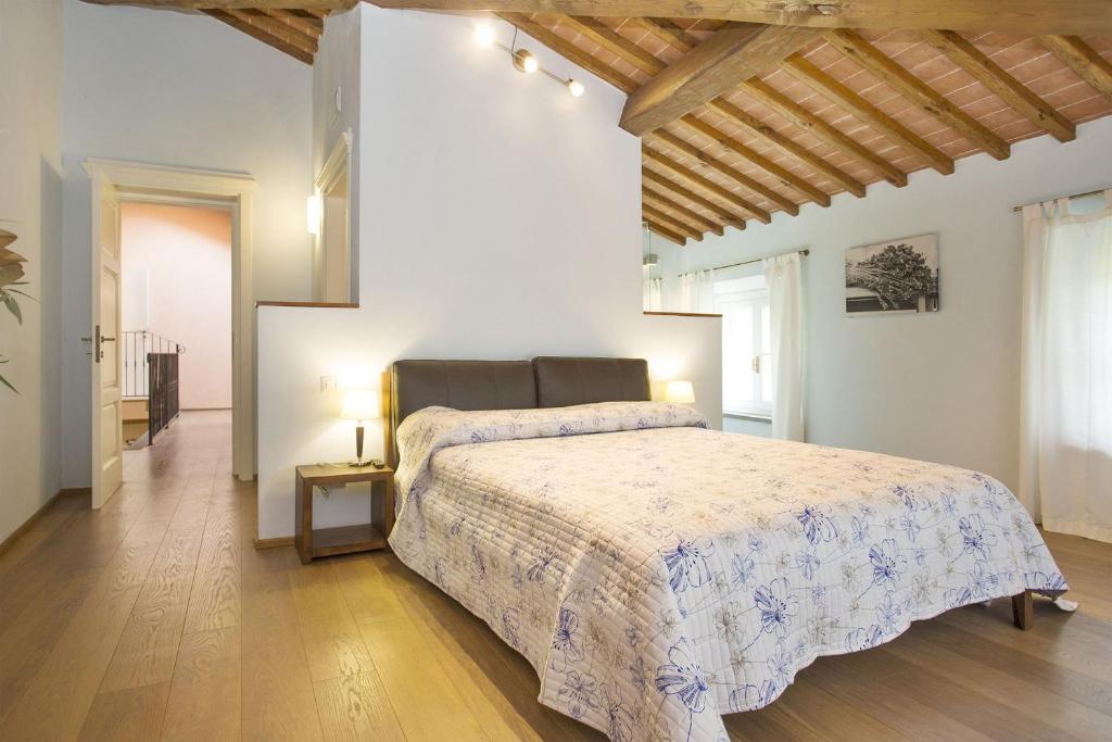 Posteľ alebo postele v izbe v ubytovaní Santo Stefano 10 by Salogi Villas