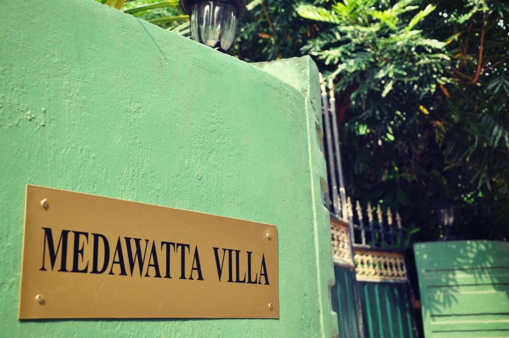Certifikát, hodnocení, plakát nebo jiný dokument vystavený v ubytování Medawatta Villa