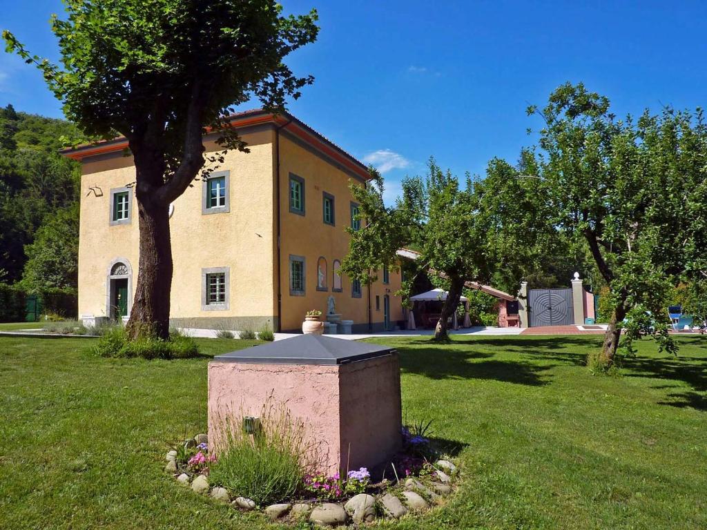 Vonkajšia záhrada v ubytovaní Villa Le Panche