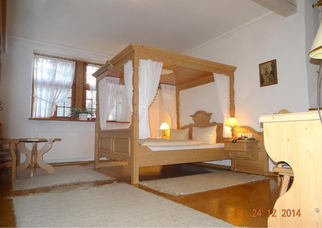 WASSERSTELZ Historisches Genusshotel & Restaurant am Rhein - Romantic Double Room With Garden View