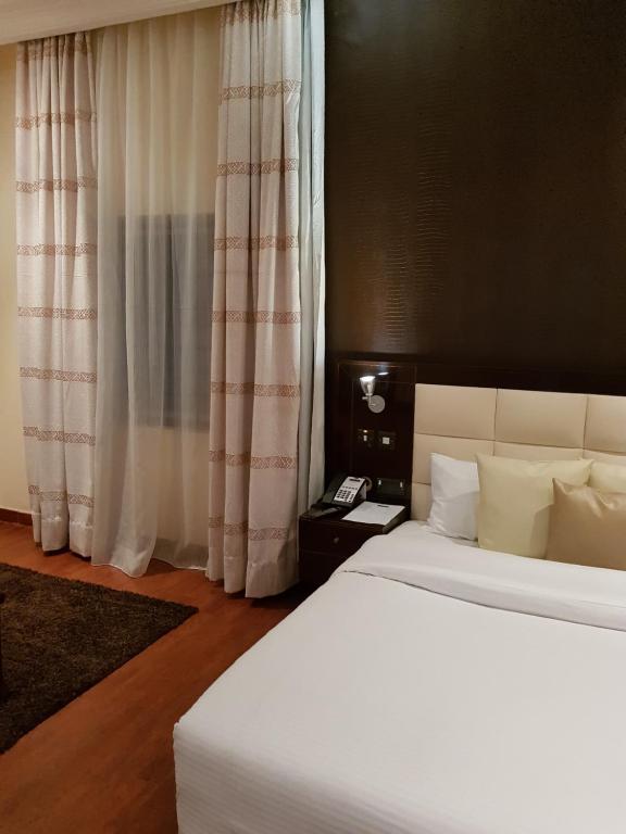 Nicotel Apartments - Room King Con Balcón