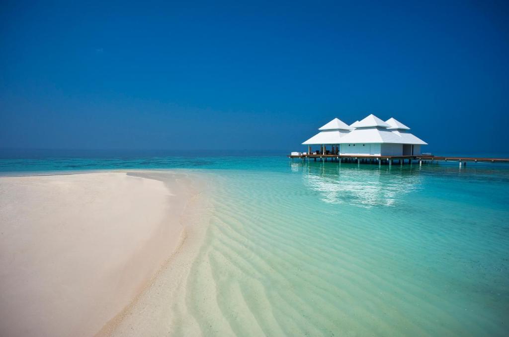 Diamonds Athuruga Maldives Resort & Spa, Athuruga Island – Updated 2023  Prices