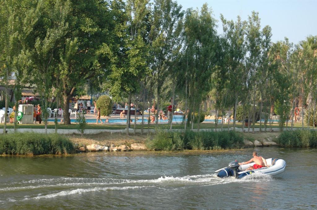 Camping Nautic Almata (Spanje Castelló dEmpúries) - Booking.com