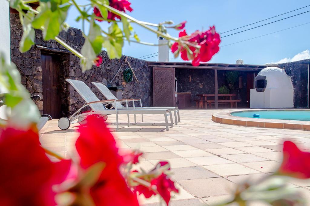 Bazén v ubytování casa los veroles lanzarote nebo v jeho okolí