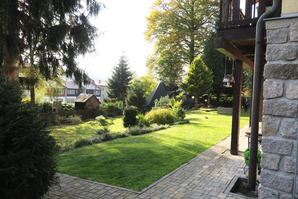 Zahrada ubytování Chalet Hřebenka