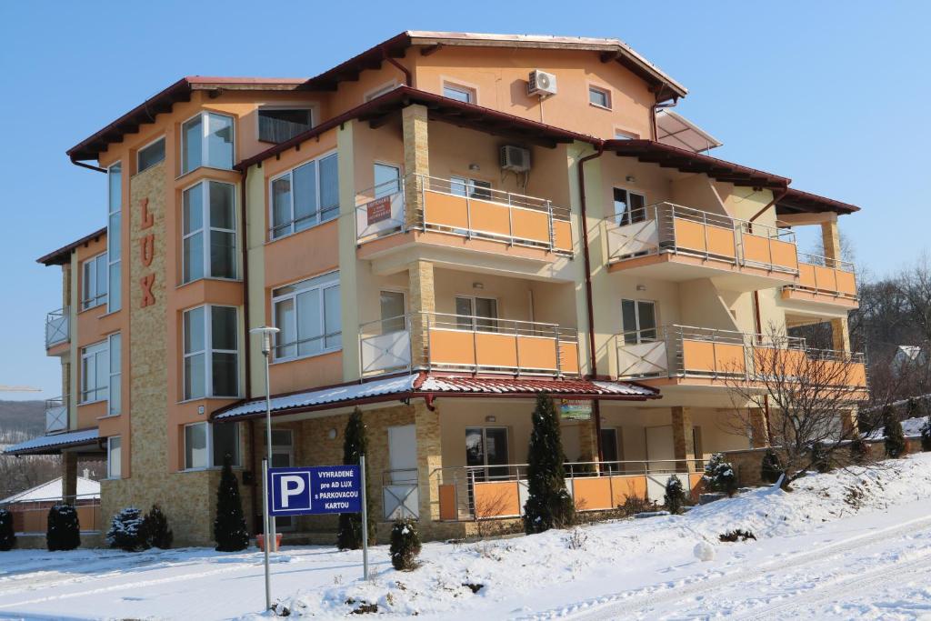 Budova, kde se apartmán nachází