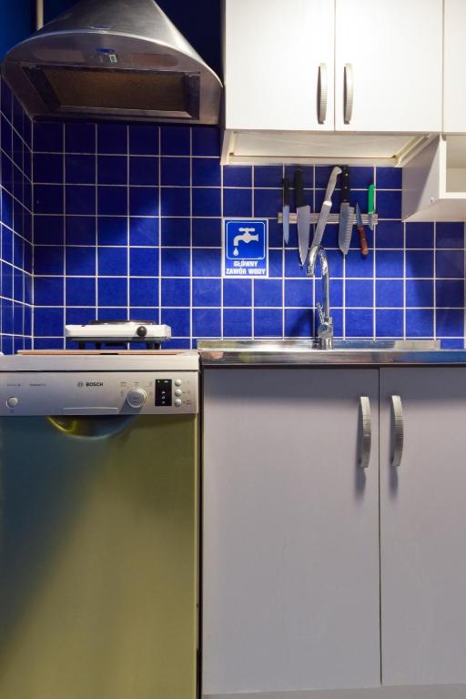 Kuchyňa alebo kuchynka v ubytovaní ShortStayPoland Srebrna (B36)