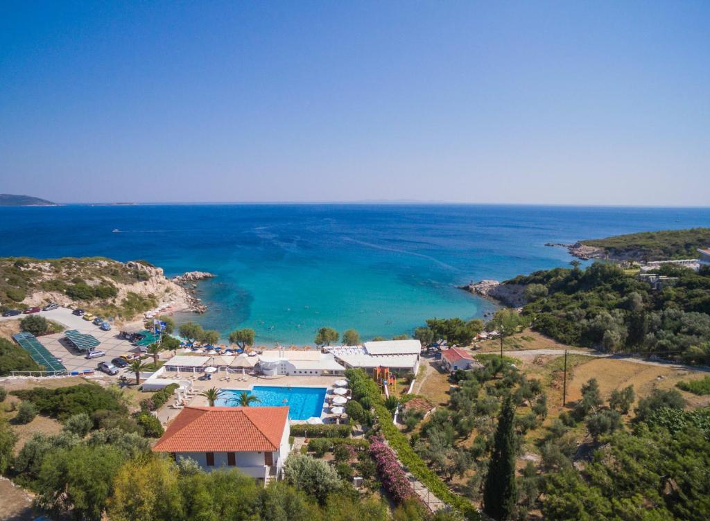 an aerial view of a resort and the ocean at Hotel Glicorisa Beach in Pythagoreio