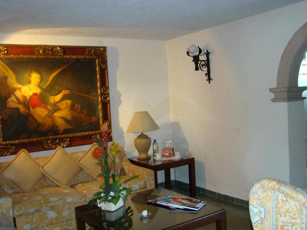 Posezení v ubytování Mansion del Cupatitzio