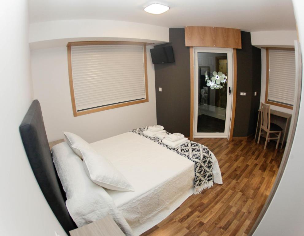 Pension Esquina - 16