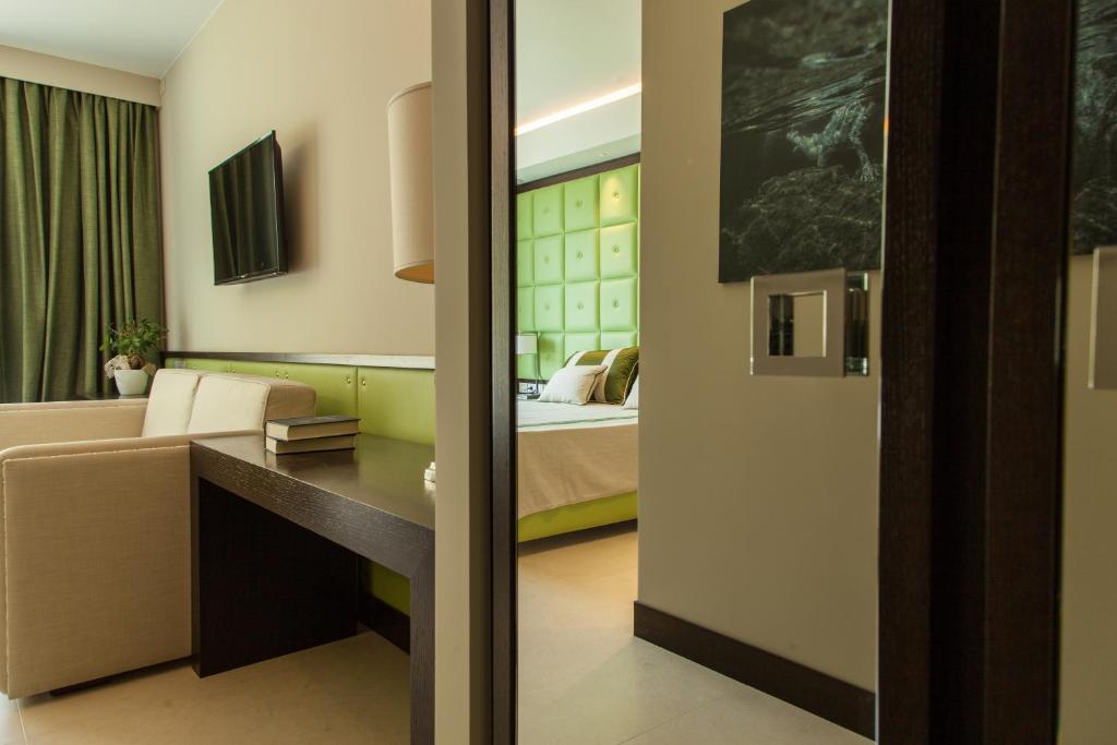 Ngonia Bay Boutique Hotel - Error