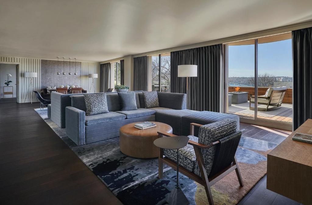 Four Seasons Hotel Austin - 