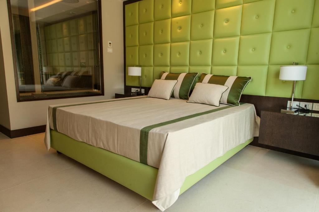 Ngonia Bay Boutique Hotel - 花园景豪华魅力双人间 - 带热水浴缸