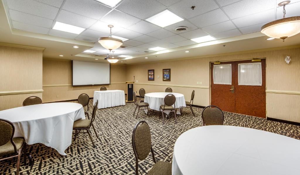 Konferenční prostory v ubytování Monte Carlo Inn Brampton