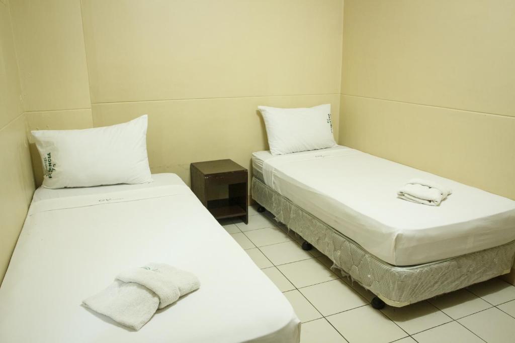Postel nebo postele na pokoji v ubytování GV Hotel - Valencia