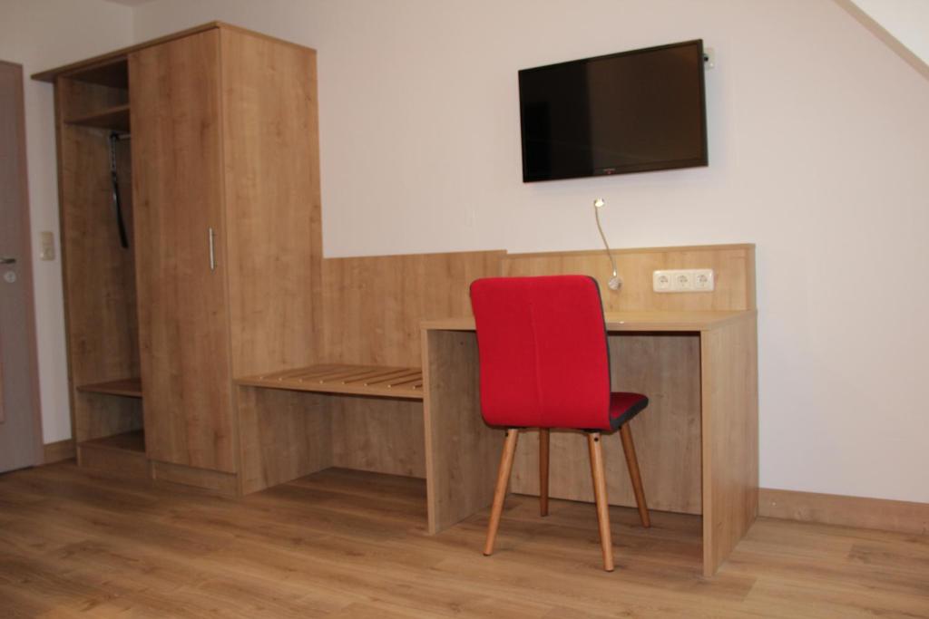TV a/nebo společenská místnost v ubytování Hotel-Gasthof-Kohlmeier