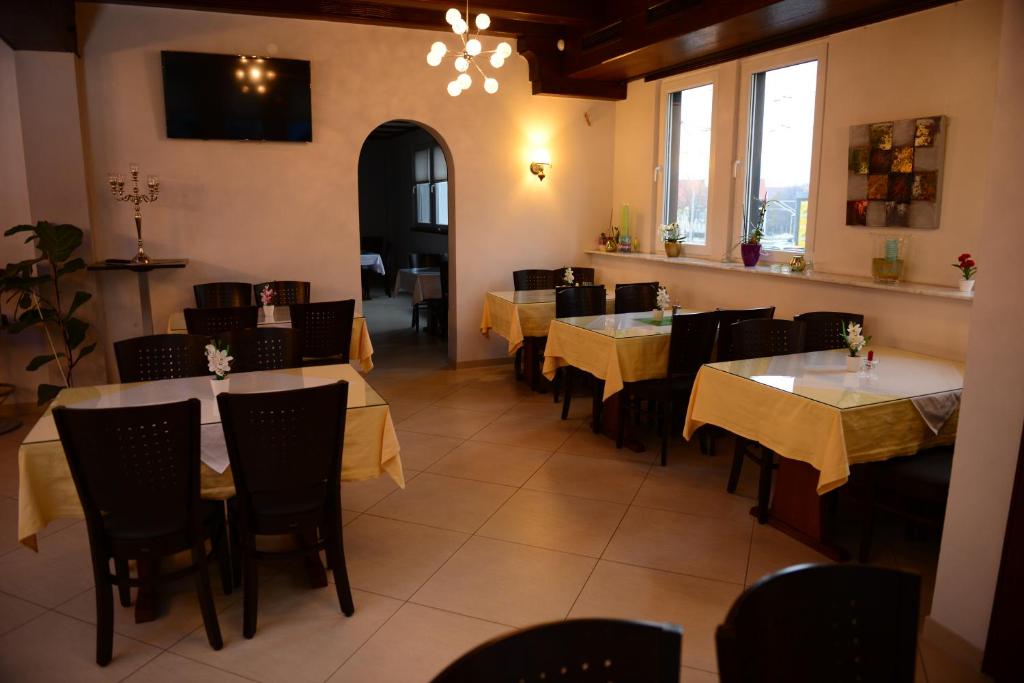 Hotel Linde Stuttgart - Resim 4