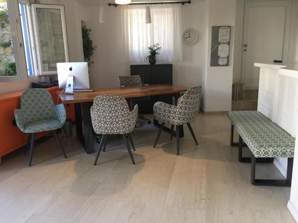 Posezení v ubytování Matina Hotel