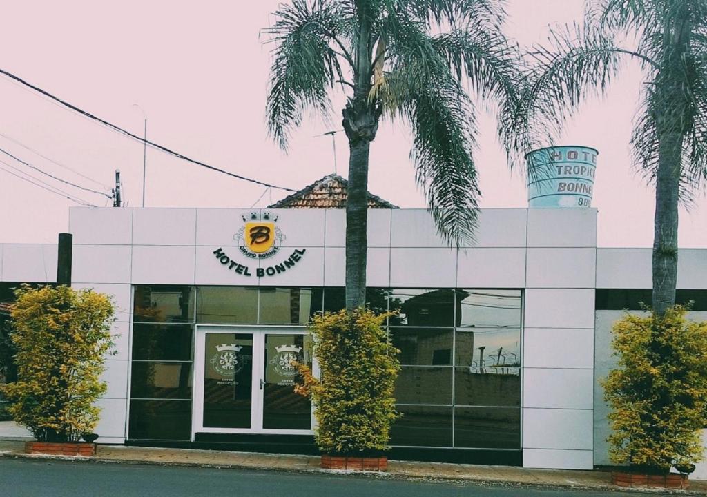  Rede Bonnel Tropical de Hotel Standard