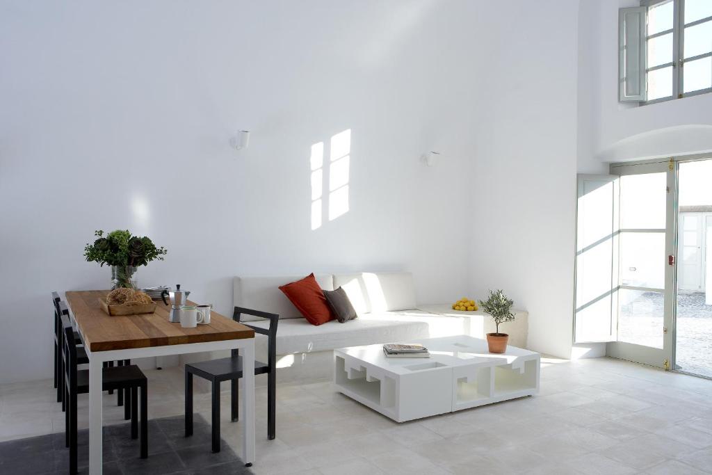 Villa Fabrica Santorini - Two-Bedroom Villa