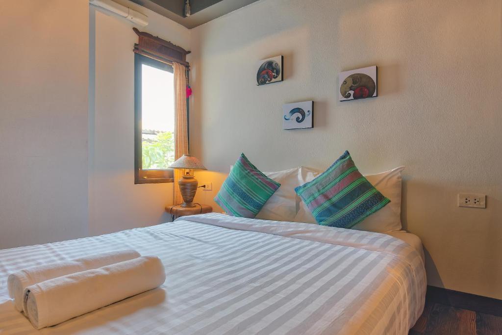 Postel nebo postele na pokoji v ubytování 33 Poshtel