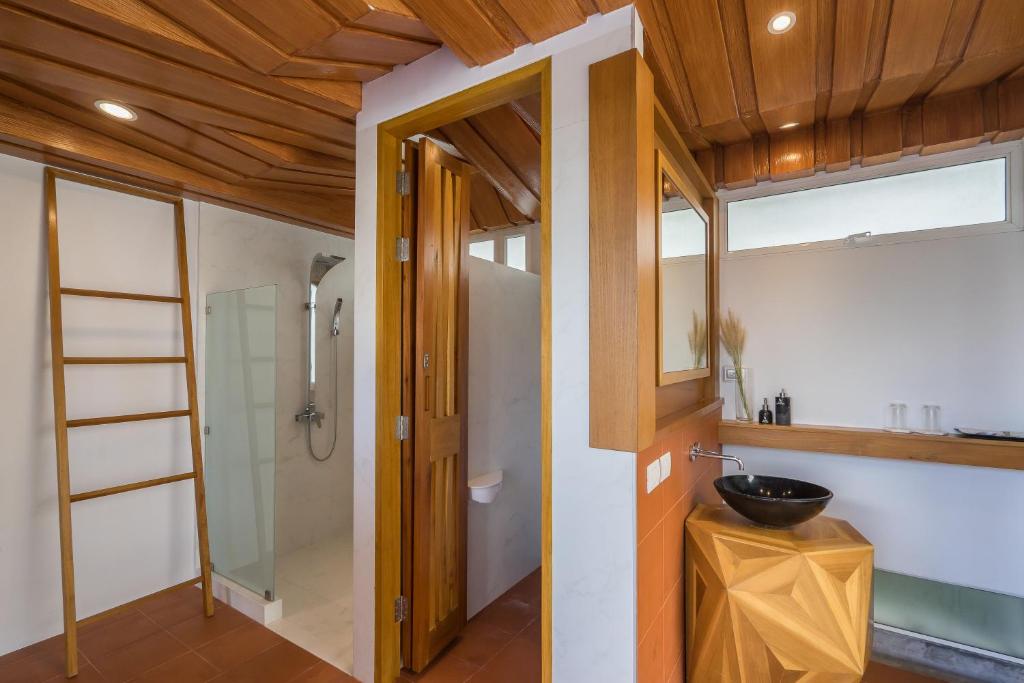 White Sand Samui Resort - 16